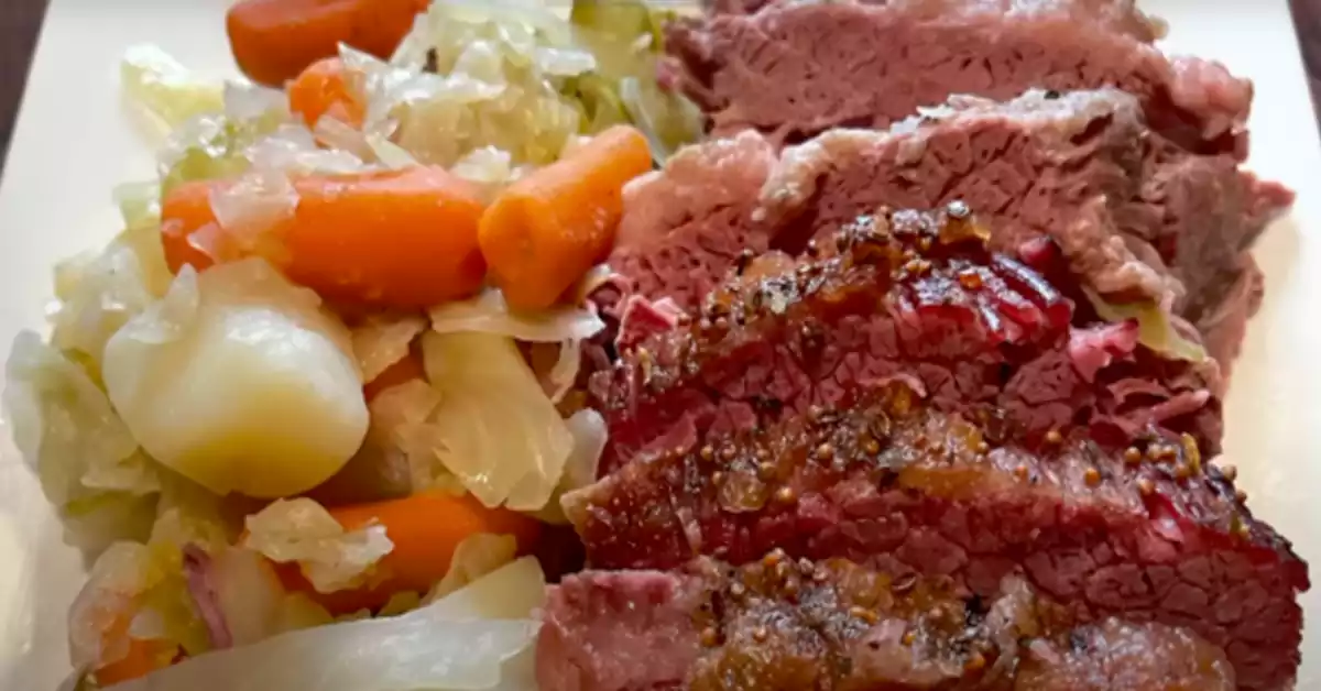 Corned Beef and Cabbage Dutch Oven: Ultimate Savory Comfort Recipe