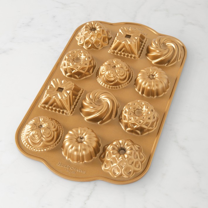 Vintage Aluminum Roasting Pan With Lid