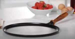 Cast Iron Crepe Pan