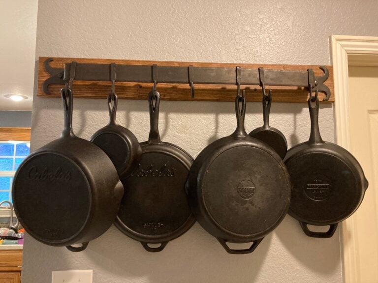 Cast Iron Skillet Holder