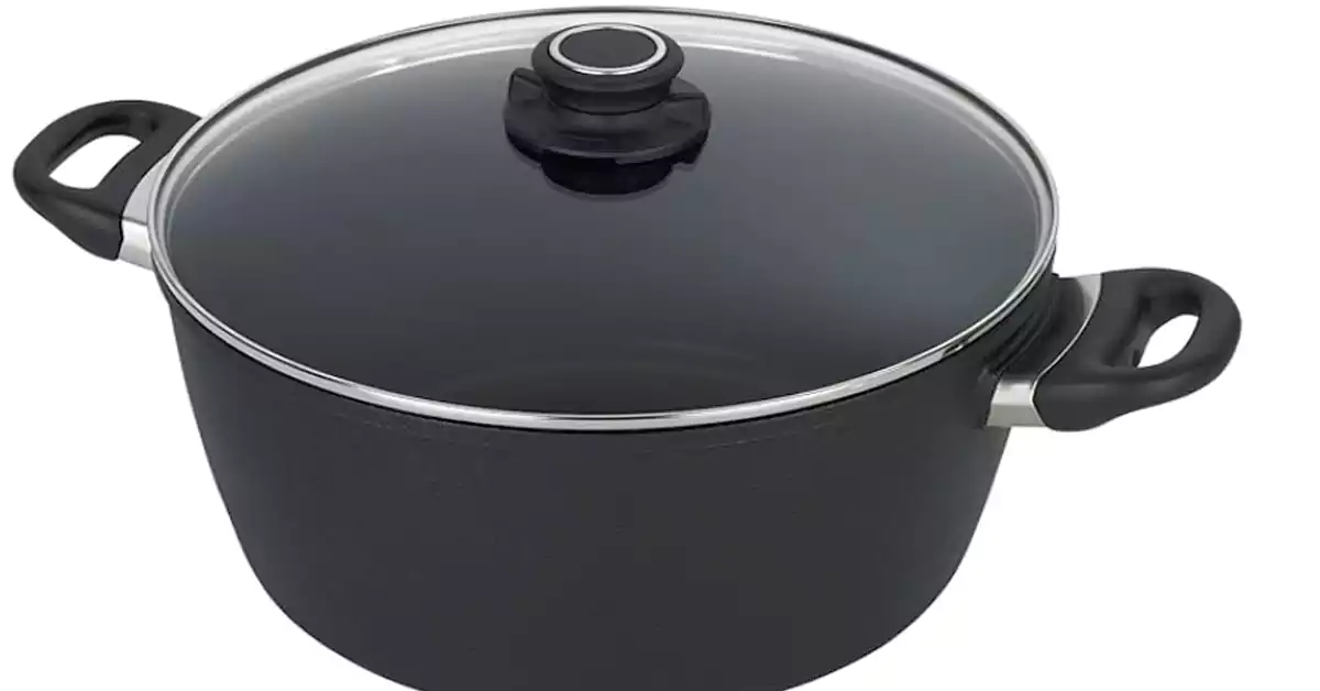 8.5 Qt Stock Pot_Ultimate Guide to Cooking Large Meals