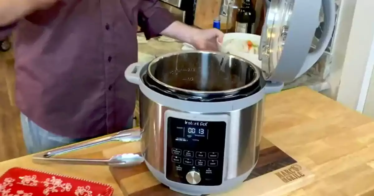 instant pot 6qt 9-in-1 pressure cooker bundle
