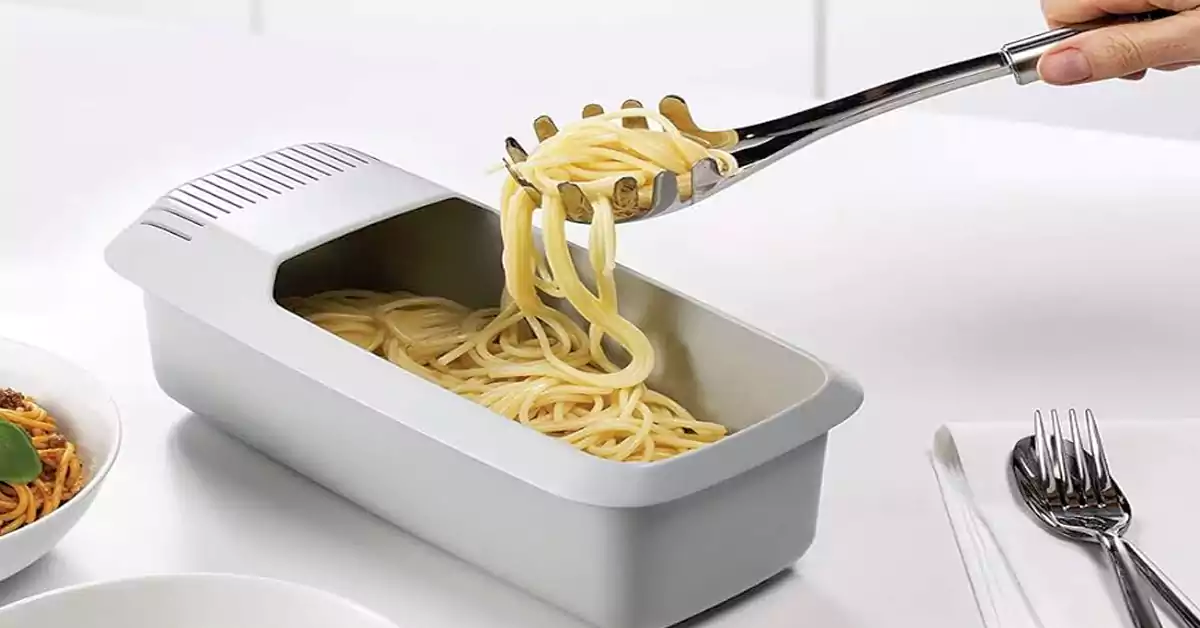 microwave noodle cooker
