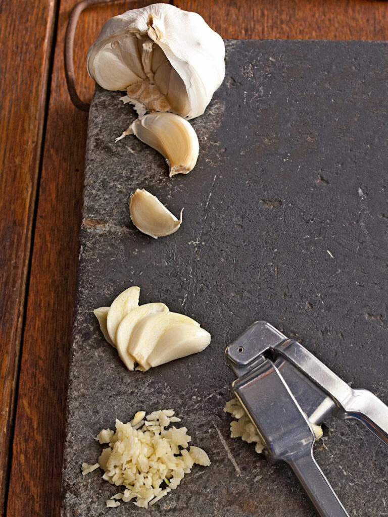 How to Crush Garlic