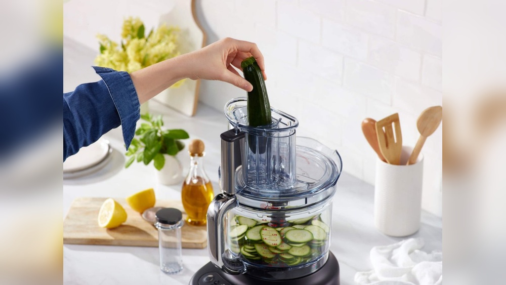 How to Use a Food Processor
