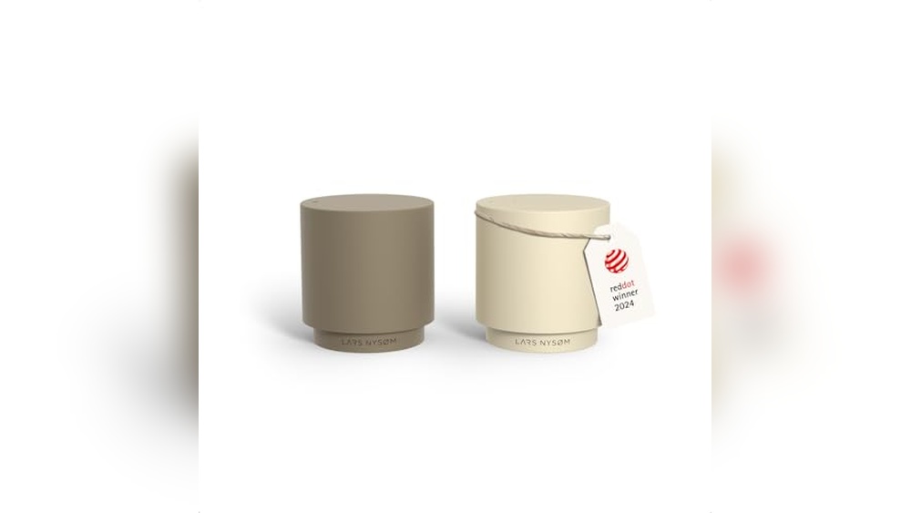 Minimalist Salt And Pepper Shaker