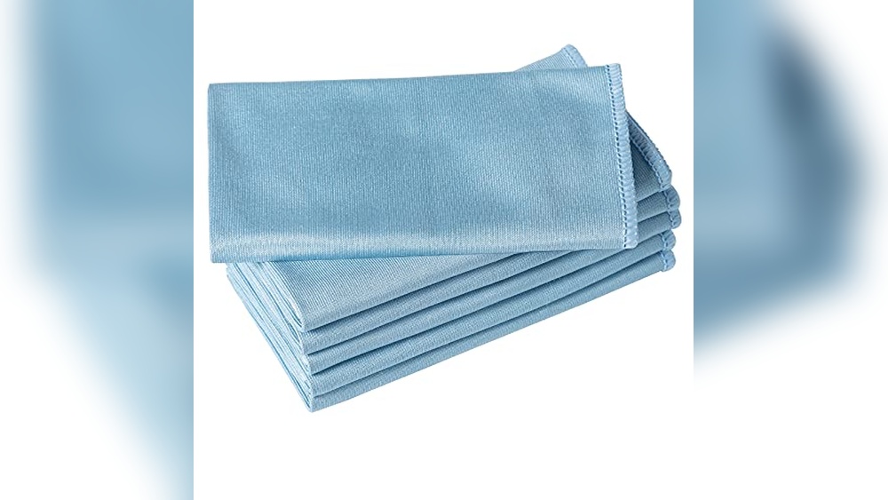 Best Cloth for Cleaning Windows