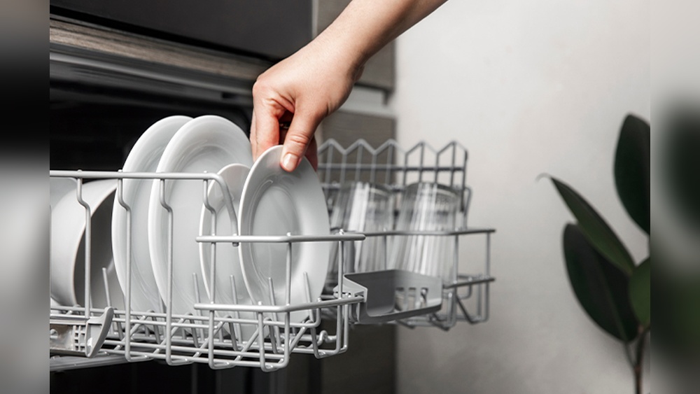 How to Clean Dishes in Dishwasher