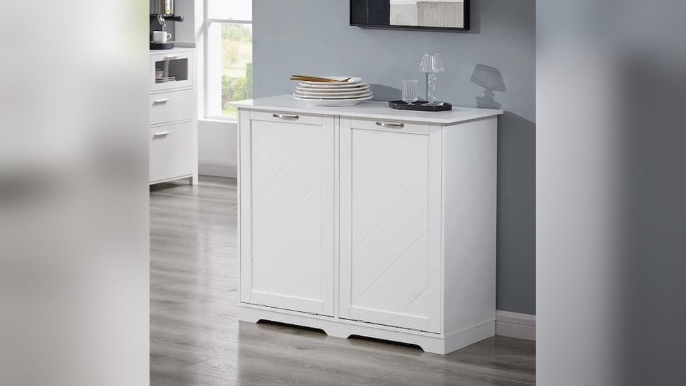 How to Dog Proof Kitchen Trash Can