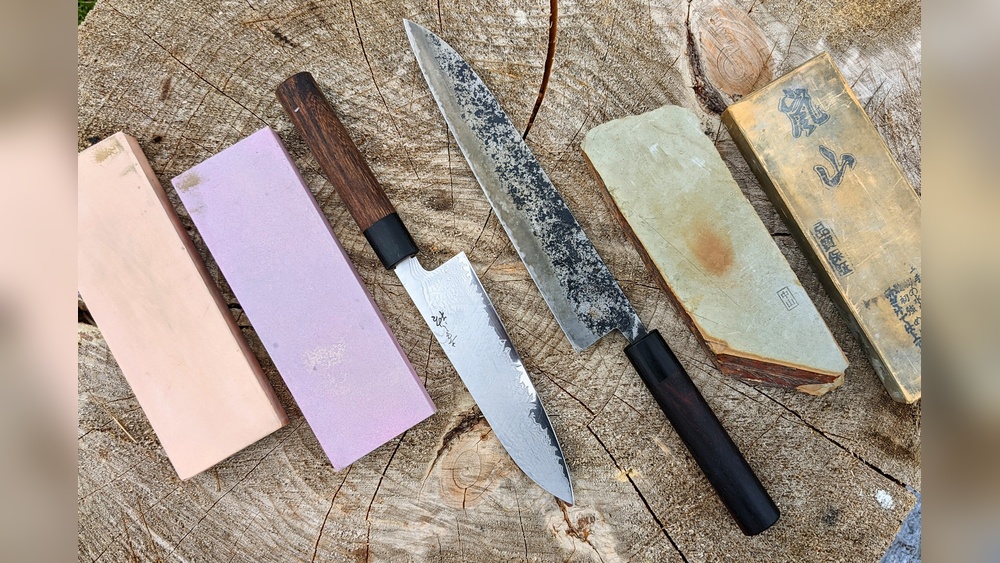 How to Sharpen Carbon Steel Knife