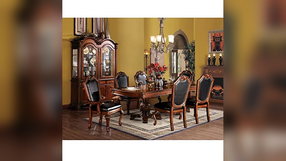 Traditional Dining Room Sets