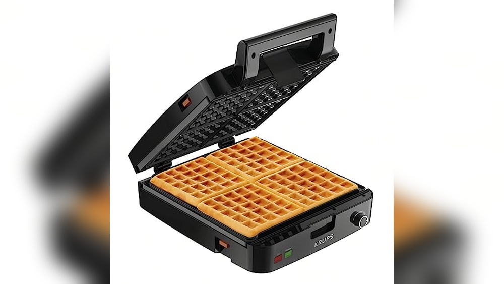 Waffle Maker With Removable Plates