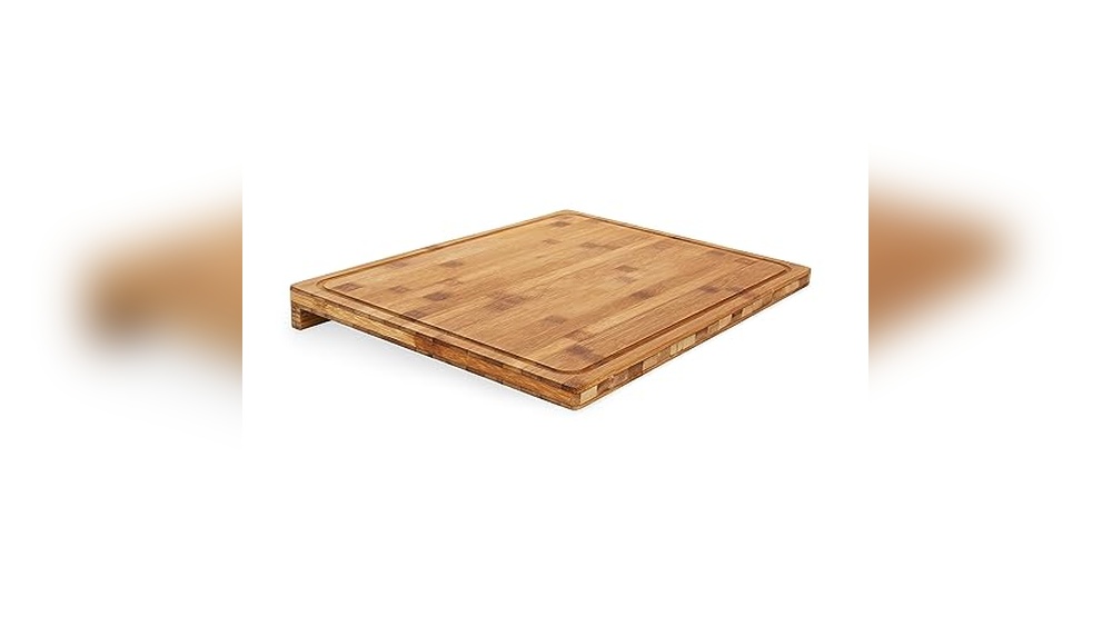 Kitchen Counter With Built in Cutting Board